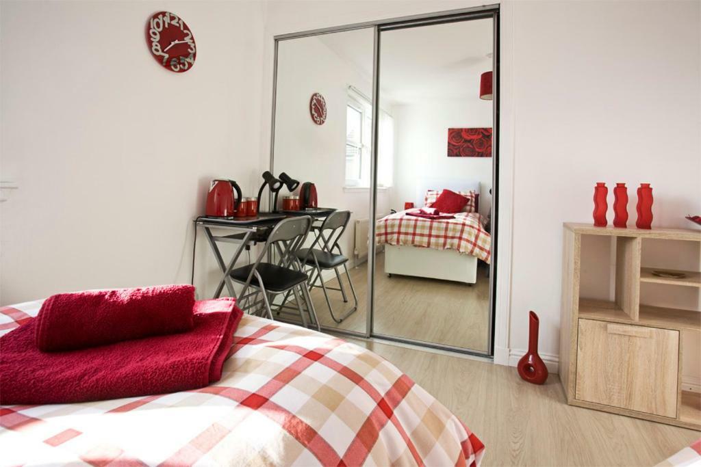Gala Rooms Homestay - Free Parking 에든버러 외부 사진